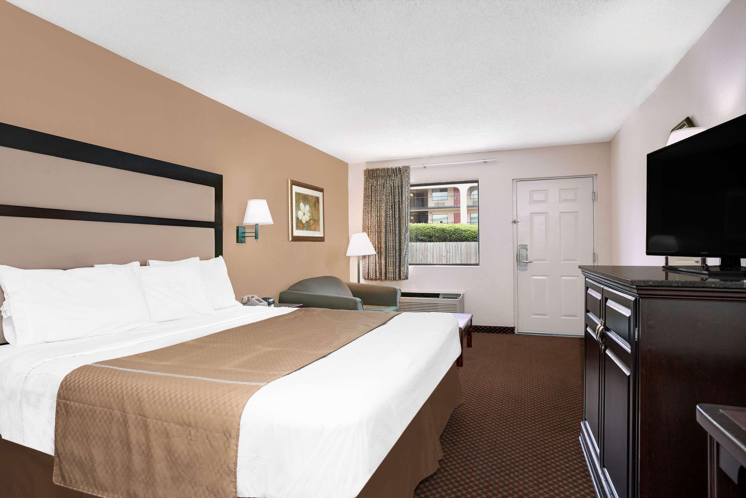 Days Inn By Wyndham Macon I-475 Ngoại thất bức ảnh